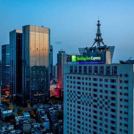 Holiday Inn Express Chengdu Tianfu Square By Ihg - Chunxi Road And Kuanzhai Alley Exterior photo