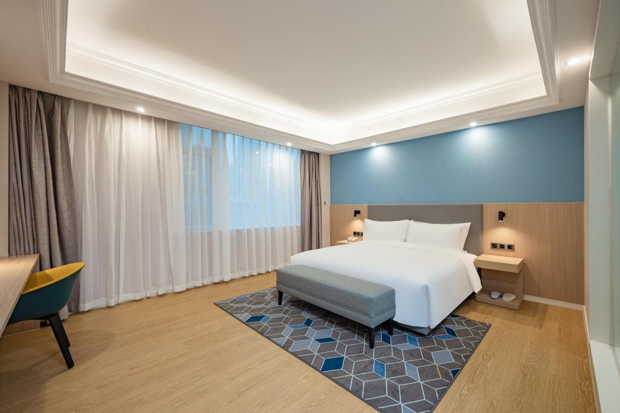 Holiday Inn Express Chengdu Tianfu Square By Ihg - Chunxi Road And Kuanzhai Alley Exterior photo